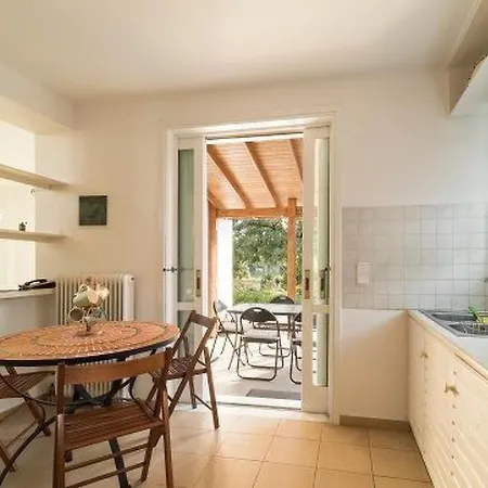 Neben Orangenbaum-obstgarten By Interhome Holiday home Vrachati