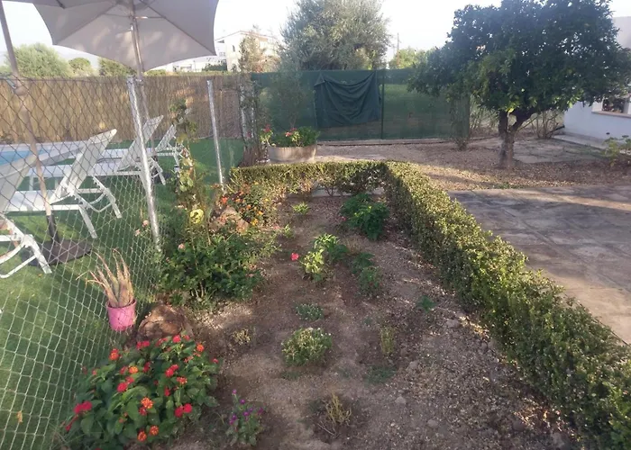 Neben Orangenbaum-obstgarten By Interhome * Vrachati